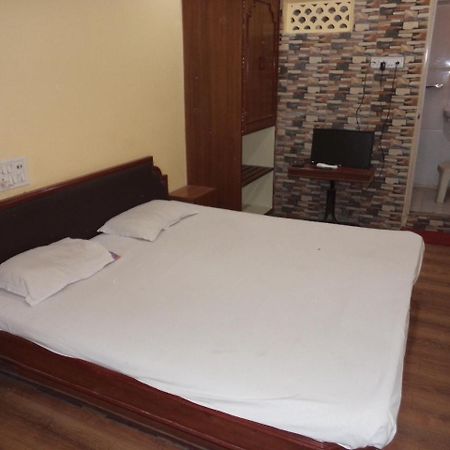 Hotel Neelkamal 印多尔 外观 照片
